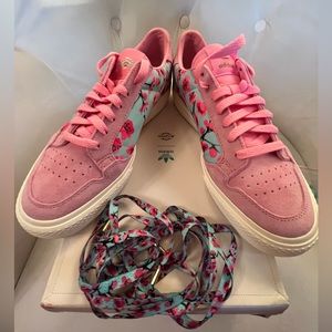 Limited Edition Adidas x Arizona Tea Continentals